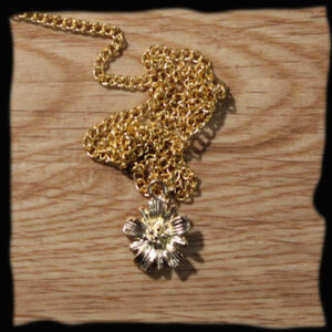 Chainette la fleur O28